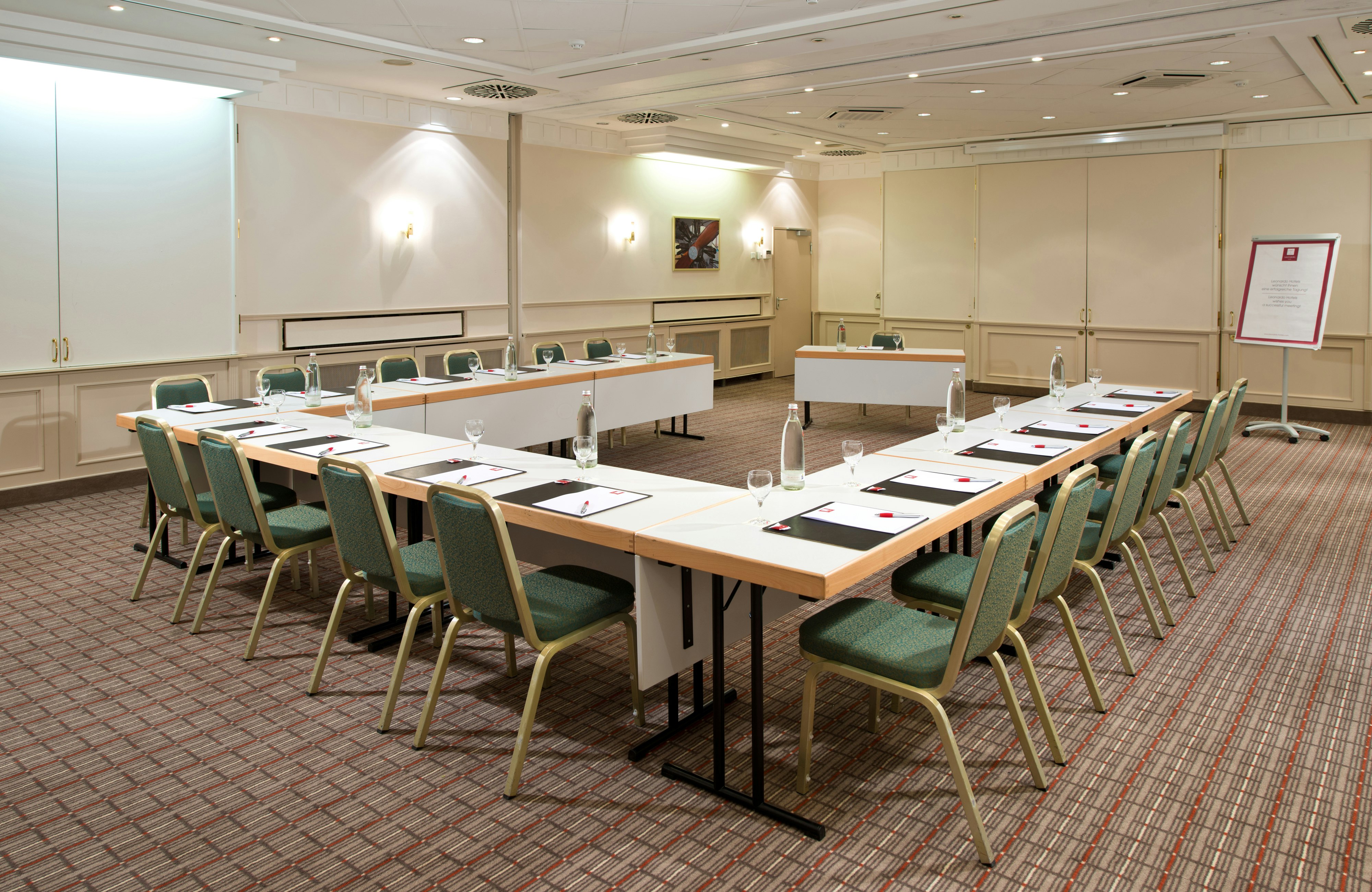 LEONARDO HOTEL KOLN BONN AIRPORT 45/57