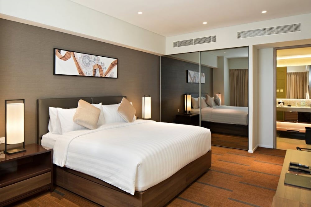 Oakwood Hotel And Residence Surabaya 7/36