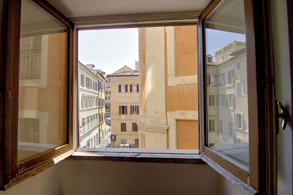 Rinidia Roma Centro 28/40
