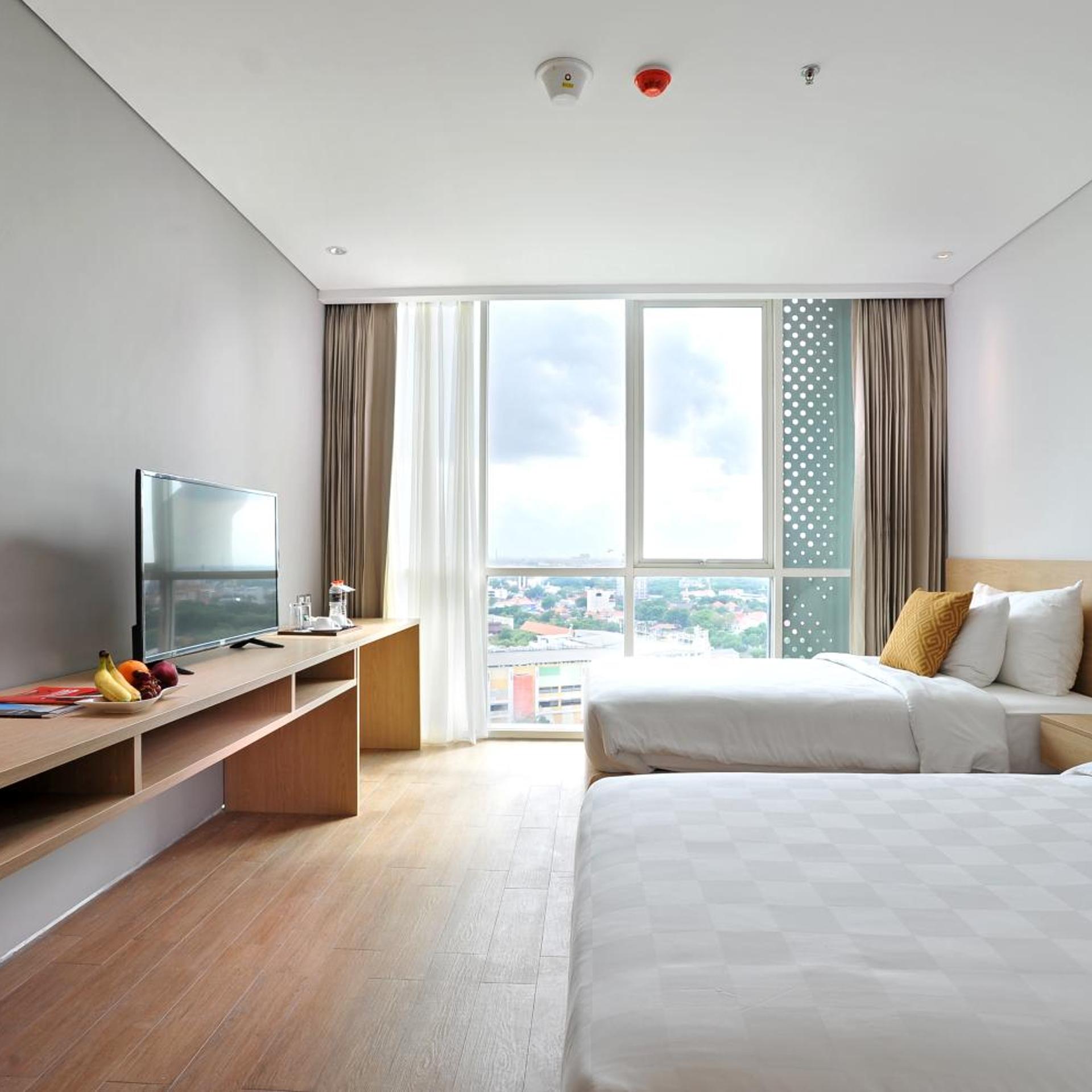 Fabulous, Twin Beds