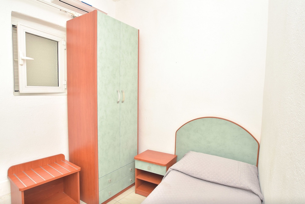 HOTEL VILLA TINA 38/56