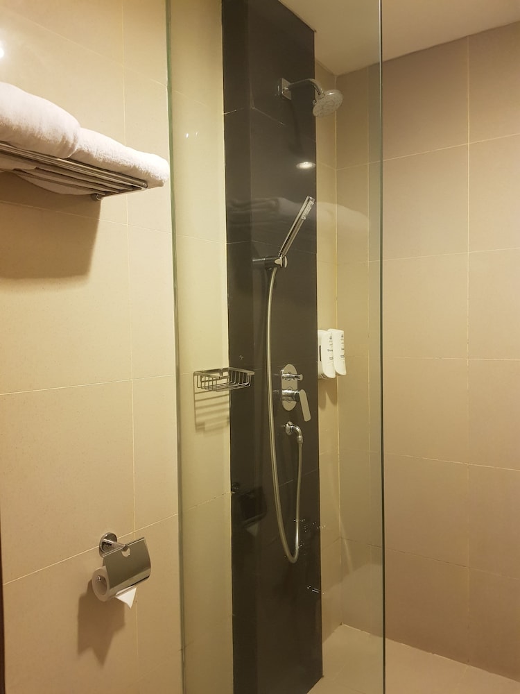 PrimeBiz Hotel Karawang 11/27