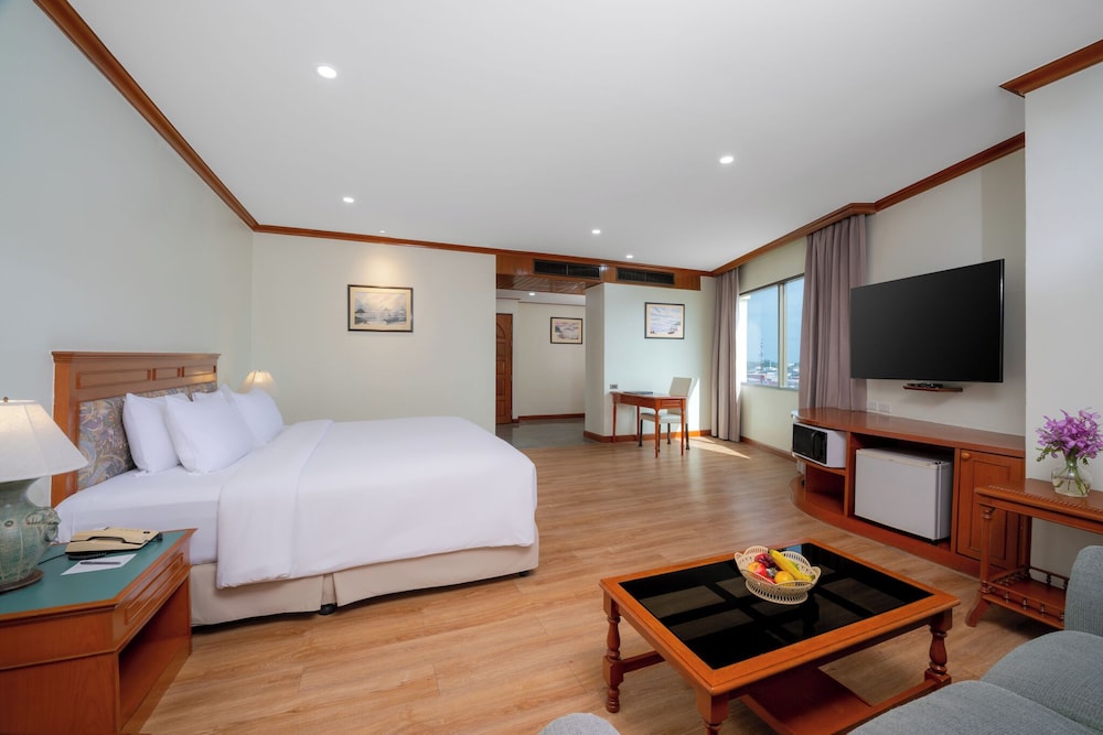 Star Convention Hotel 15/63