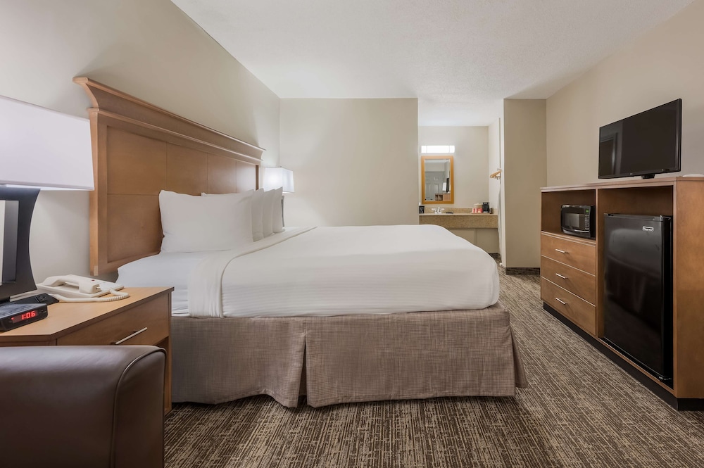 Best Western University Inn 15/42
