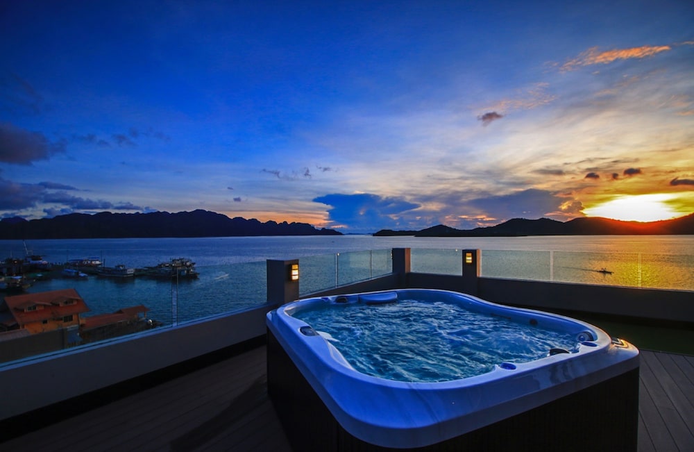 Two Seasons Coron Bayside Hotel 44/68