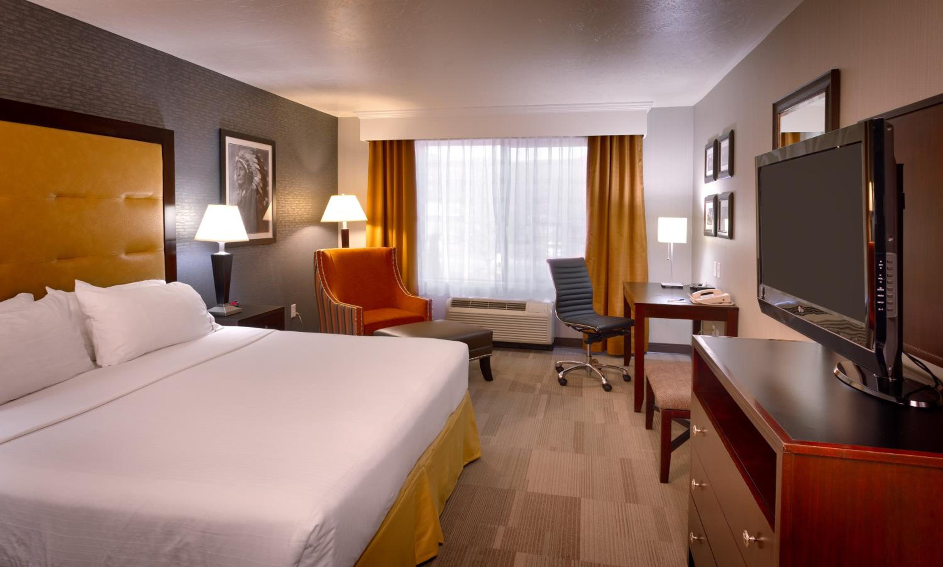 King Room - Mobility Access/Hearing Accessible