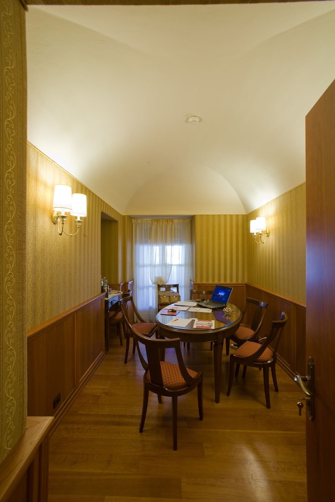 Phi Hotel Principe 53/60