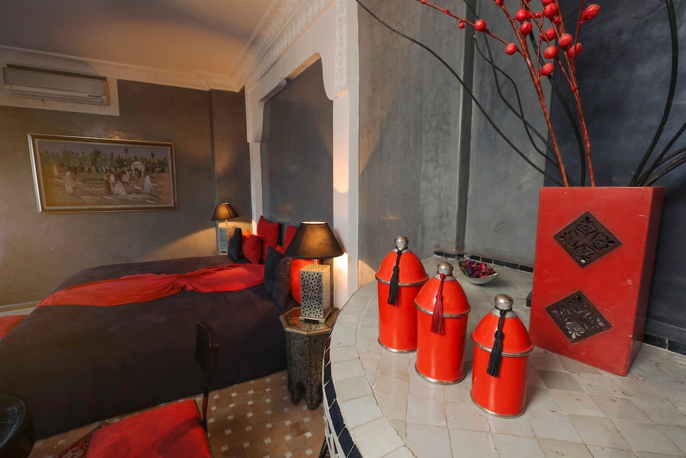 Riad Turquoise 75/81