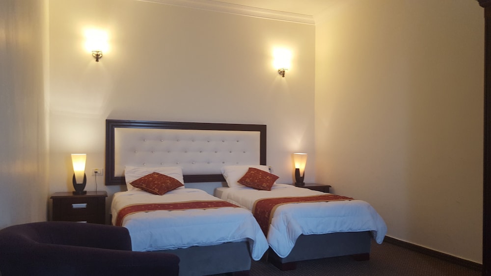 Abu Mazen Hotel 12/37