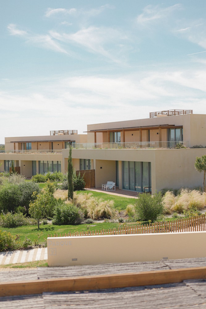 White Shell Beach Villas in LAGOA