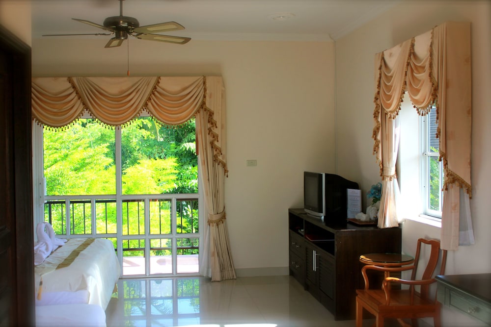 Serene Sands Health Resort 32/59