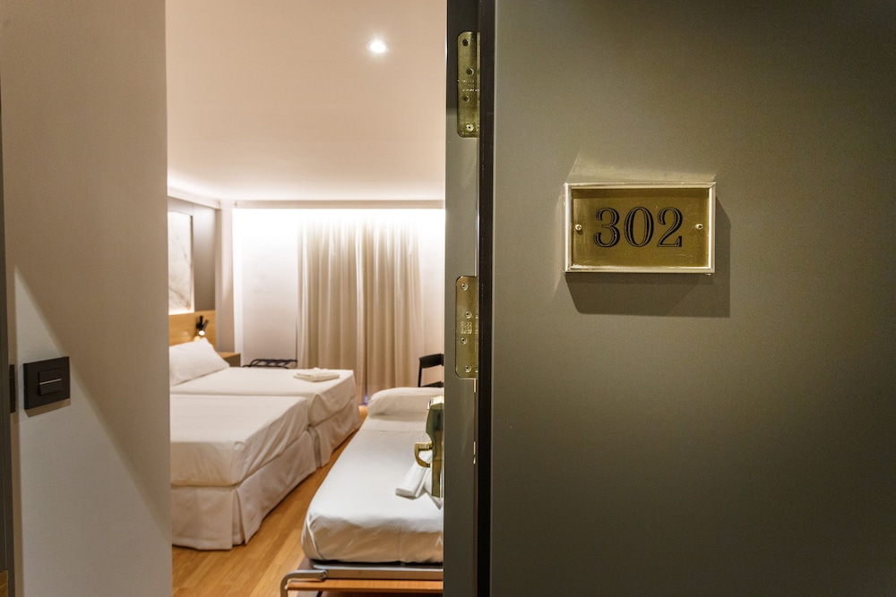 Hotel Dauro Premier 46/76