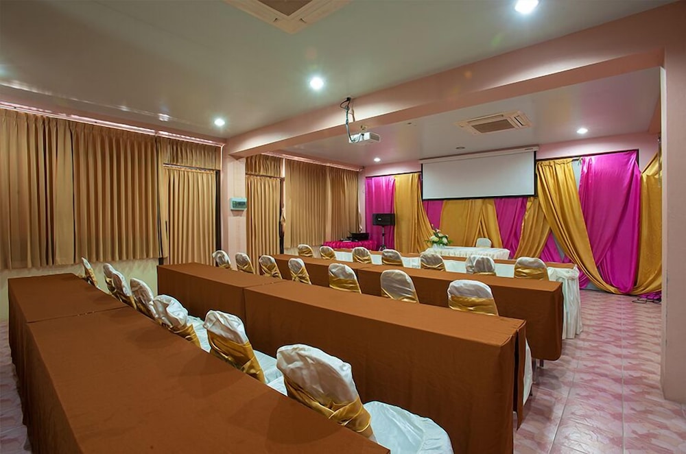 Chonnapha Resort 38/66