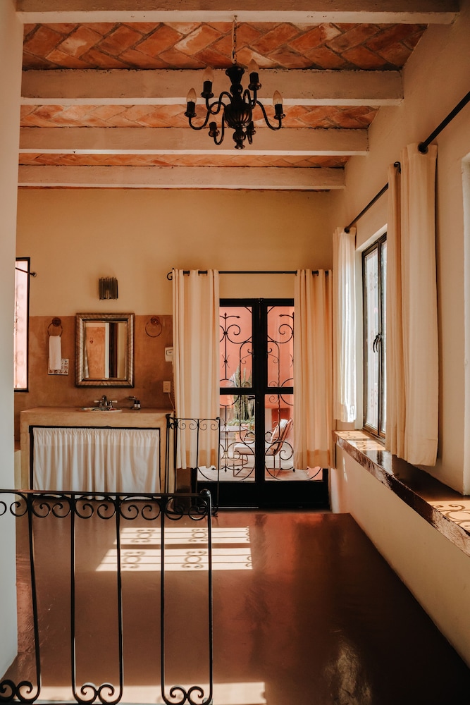 Casaluna Hotel Boutique 11/65