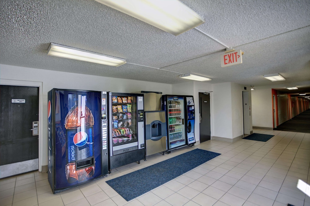 Motel6 Council Bluffs, IA - Omaha East 44/68