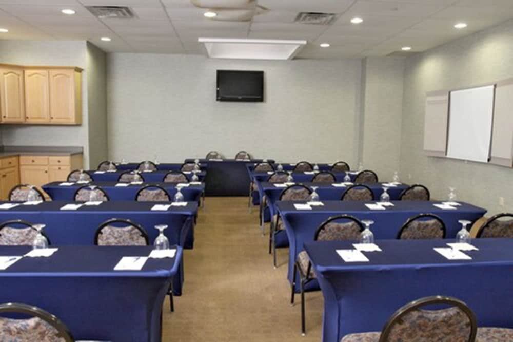 Marco Laguardia Hotel And Suites By Lexington 31/33