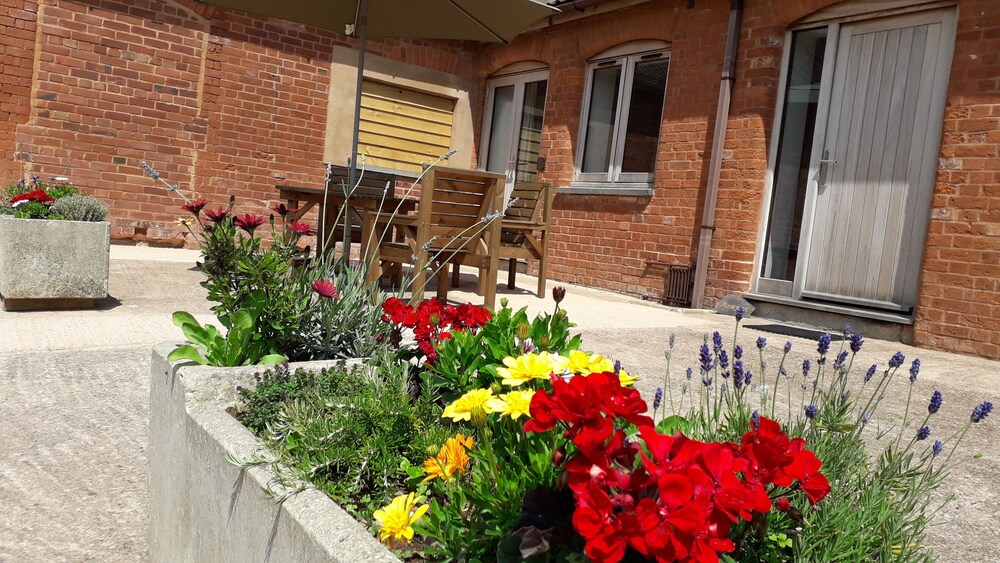 Courtbrook Farm 8/50