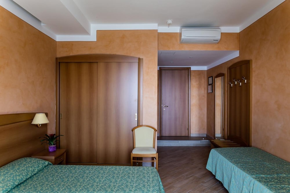 Park Hotel Zanzanu 8/50