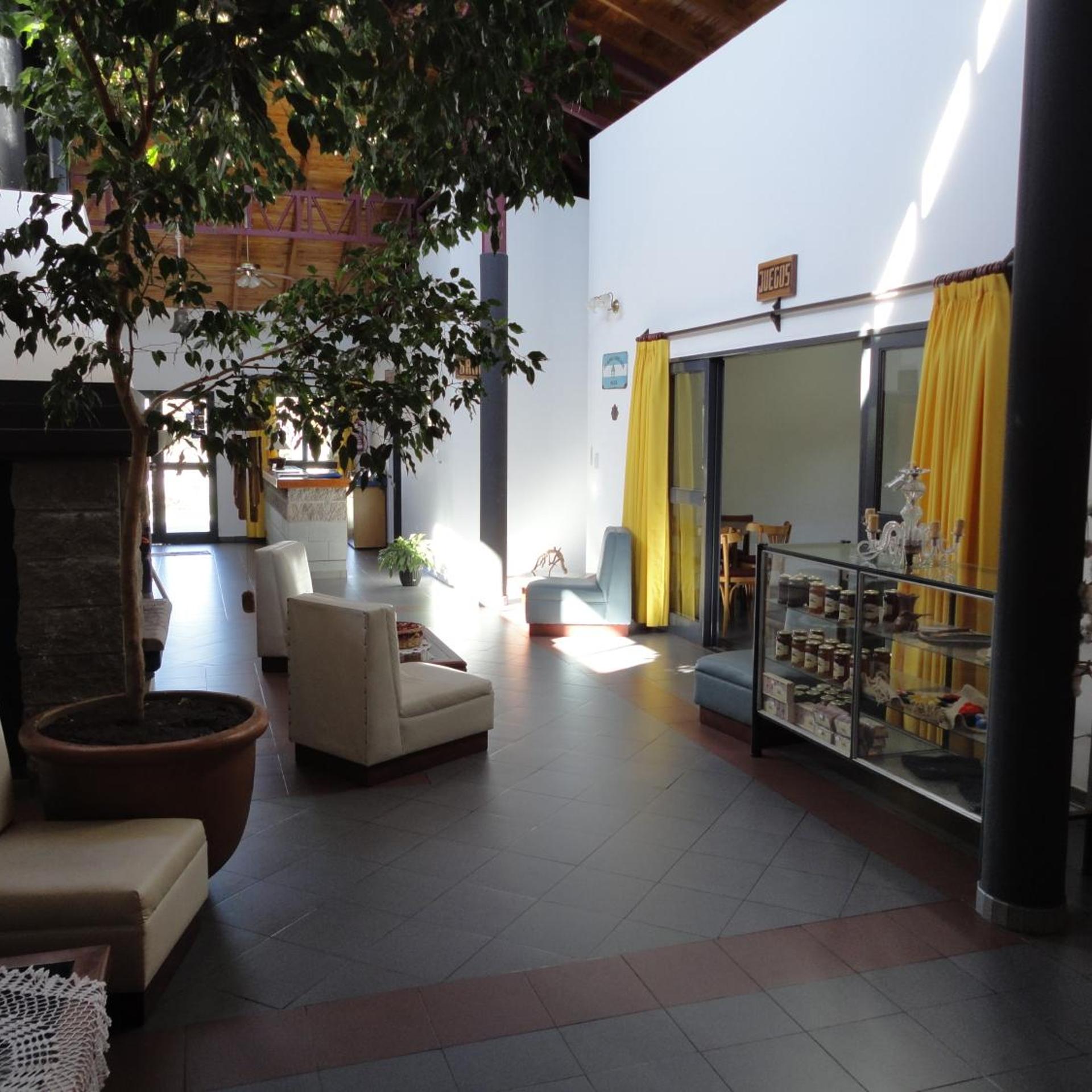 Hotel Lujan 27/41