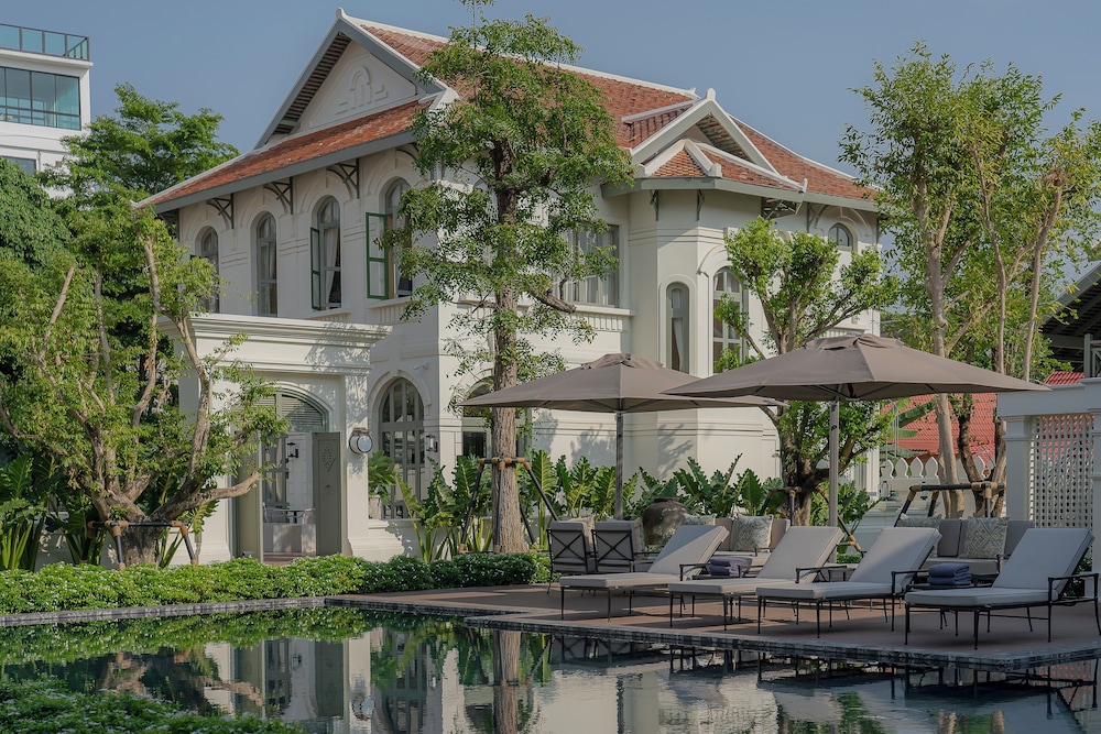 Souphattra Heritage Vientiane 10/67