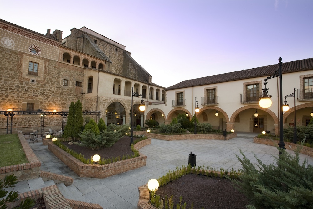 Parador de Plasencia 57/65