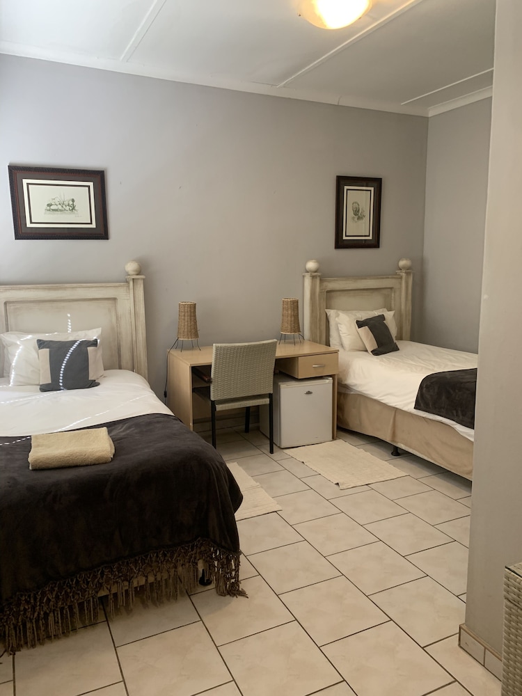 Hotel Pension Casa Africana 20/50