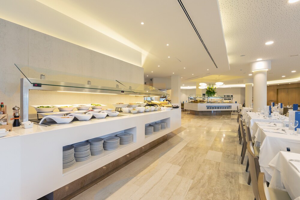 Hipotels Dunas Cala Millor Aparthotel 10/62