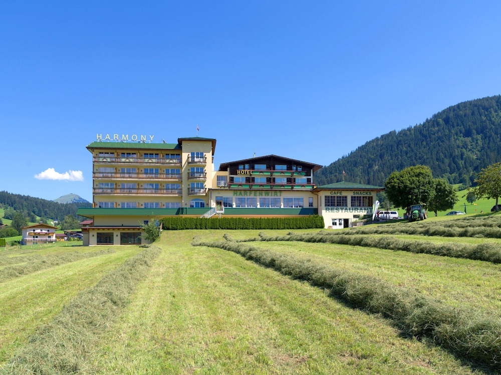 HARMONY HOTEL HARFENWIRT 8/38