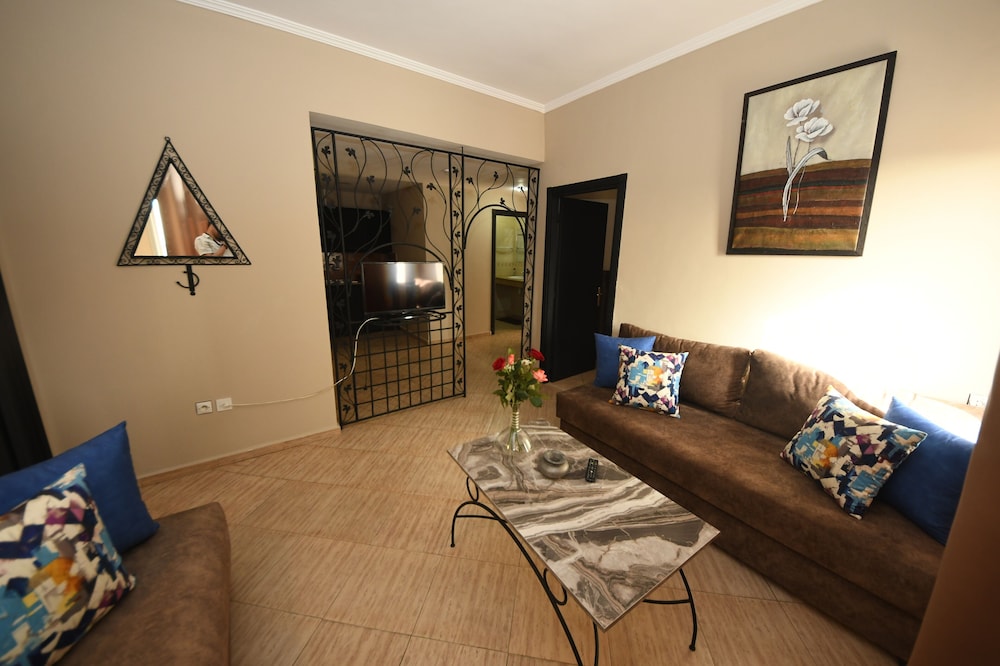 RESIDENCE AGYAD 31/50