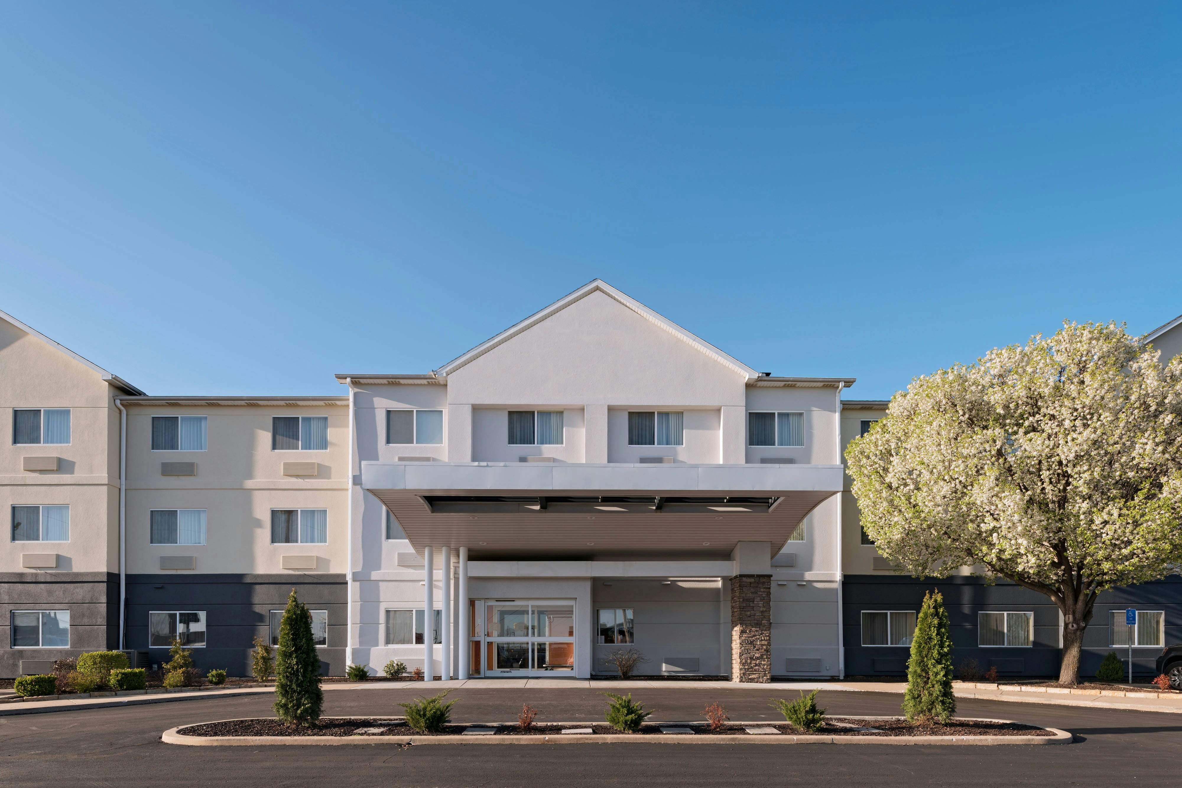 Fairfield Inn Joplin 2/27
