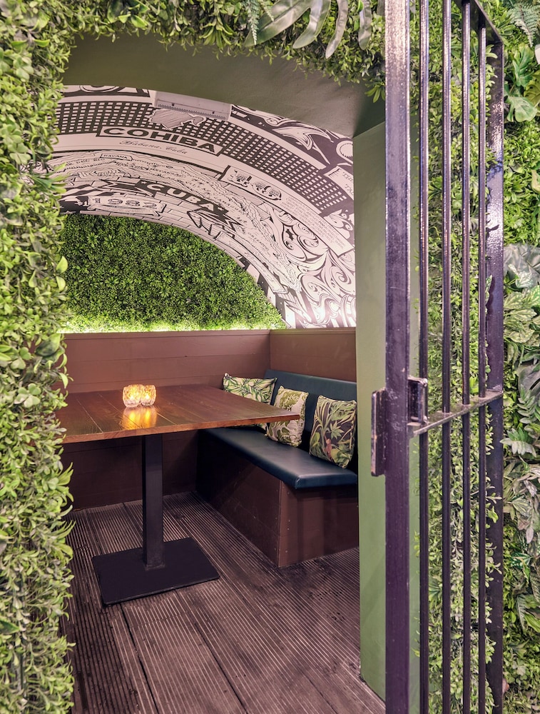 Hyatt Regency London Blackfriars 58/61