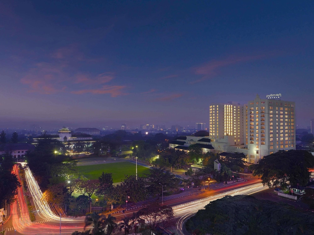 Pullman Bandung Grand Central 73/75