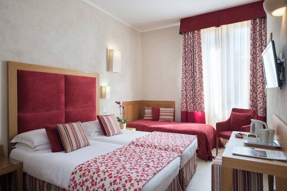 COMFORT, DOUBLE BED