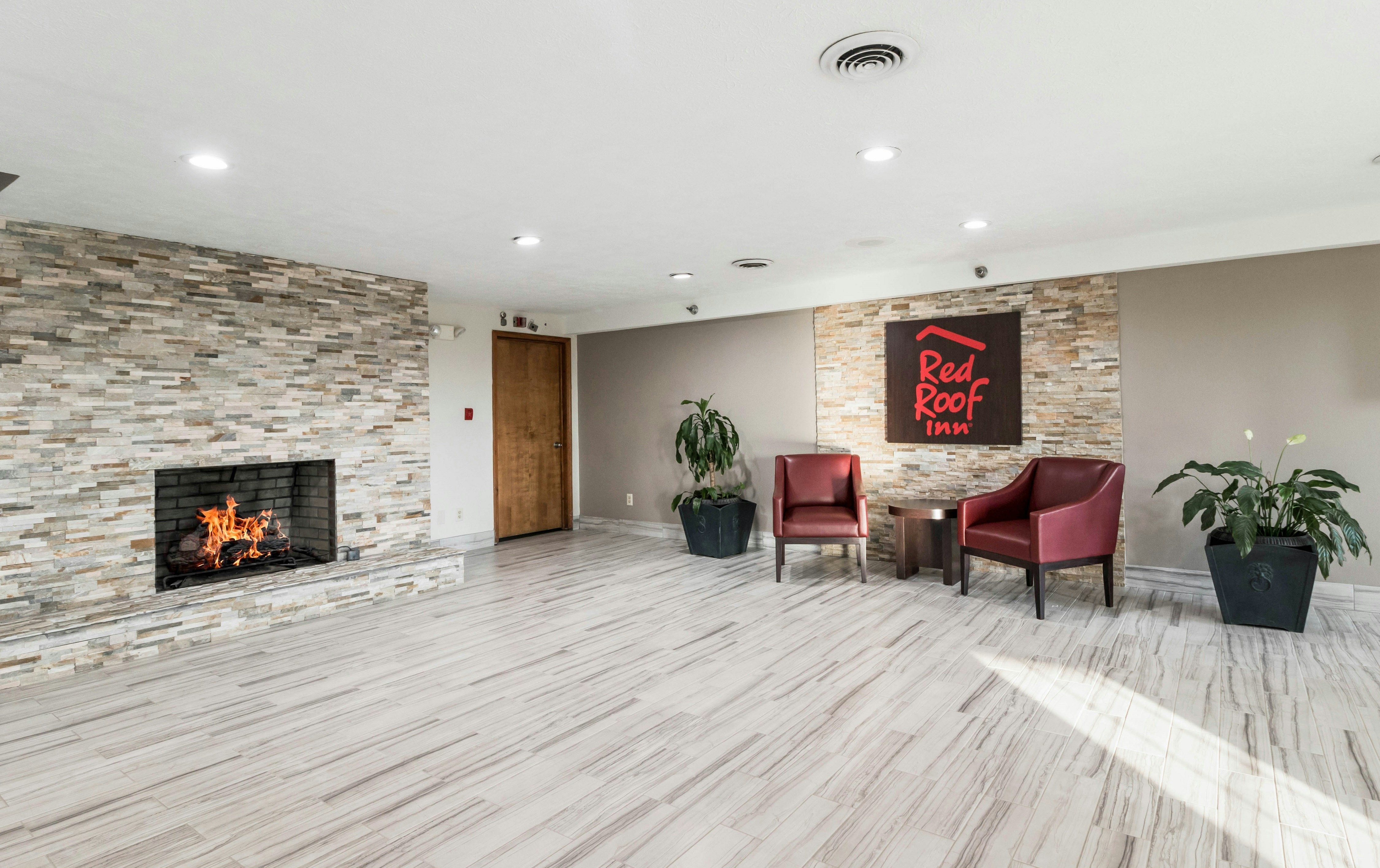 Red Roof Inn Cadiz 24/34