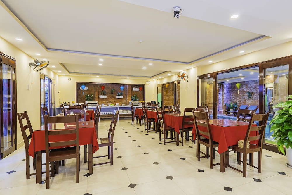 restaurant cafeteria
