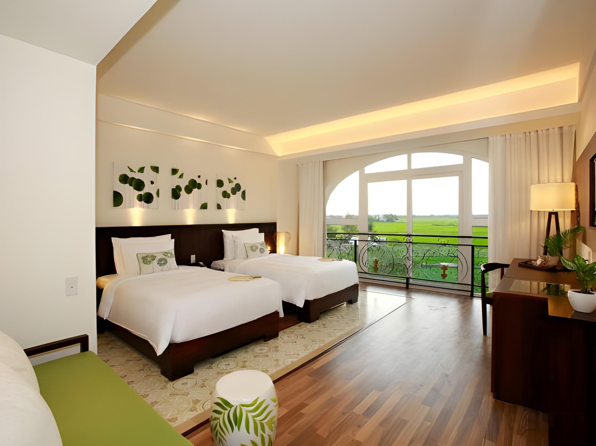 Deluxe, Queen and Twin Beds, Rice Field View