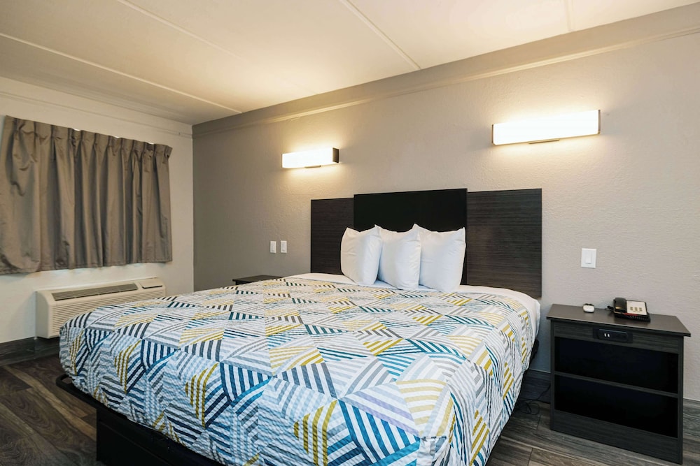 Motel6 Baytown, TX - Garth Rd 35/63