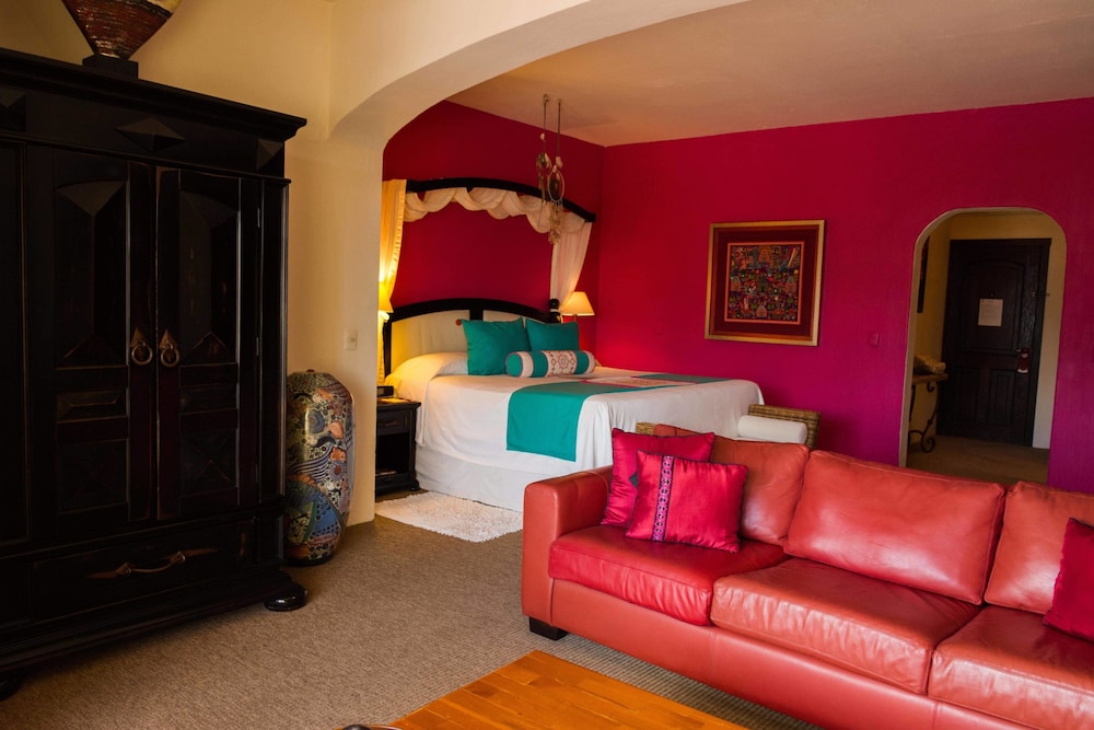 EL CHANTE SPA HOTEL 36/50