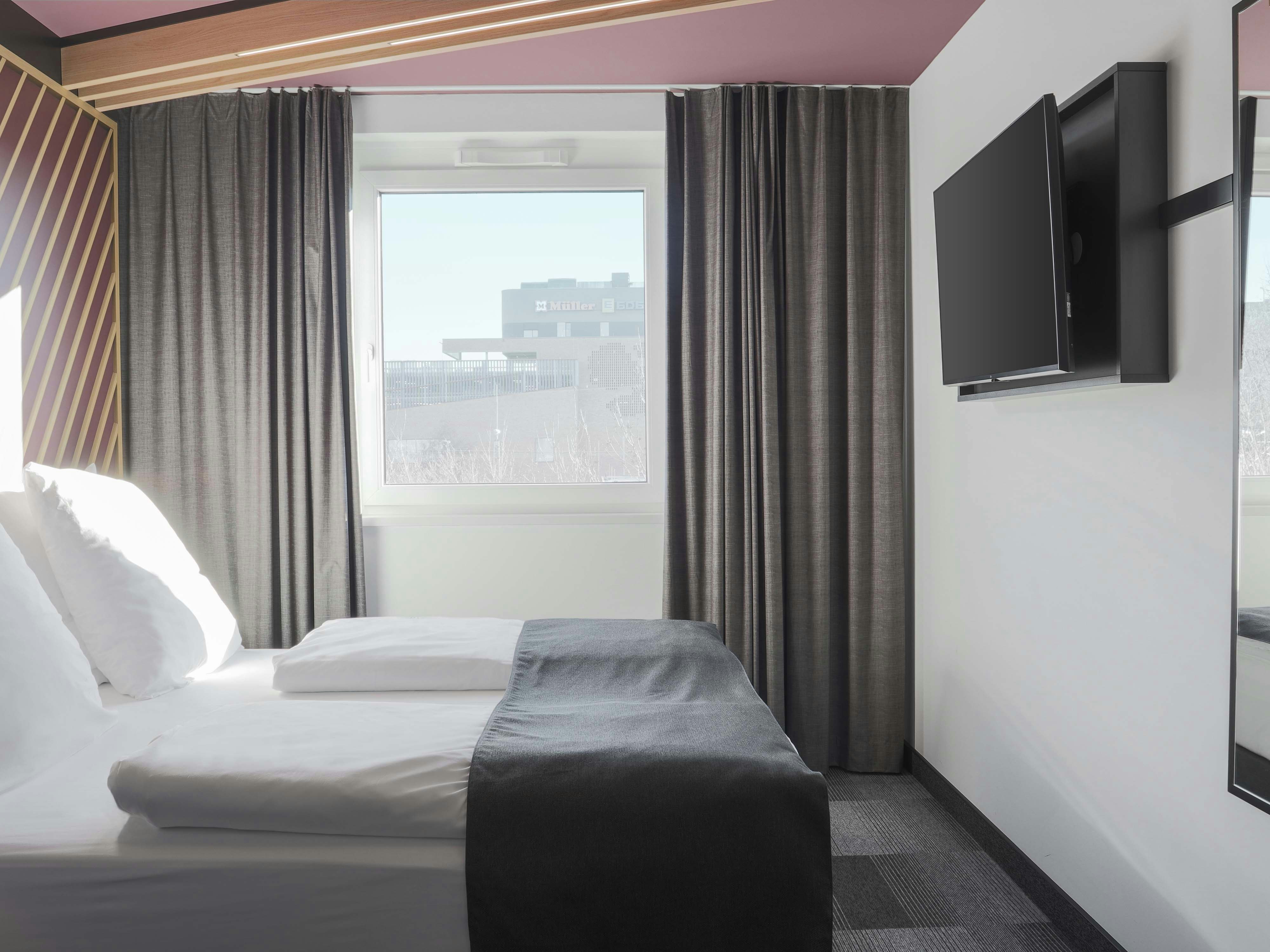 B&B Hotel Boblingen 6/15