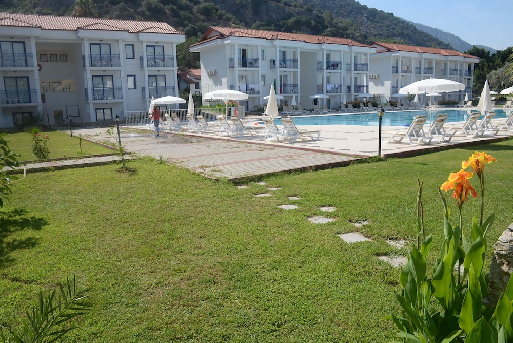 Belcekum Beach Hotel 23/44