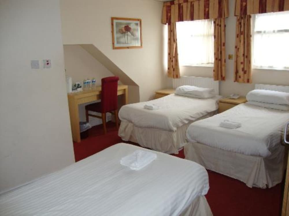 Whites Hotel 16/57