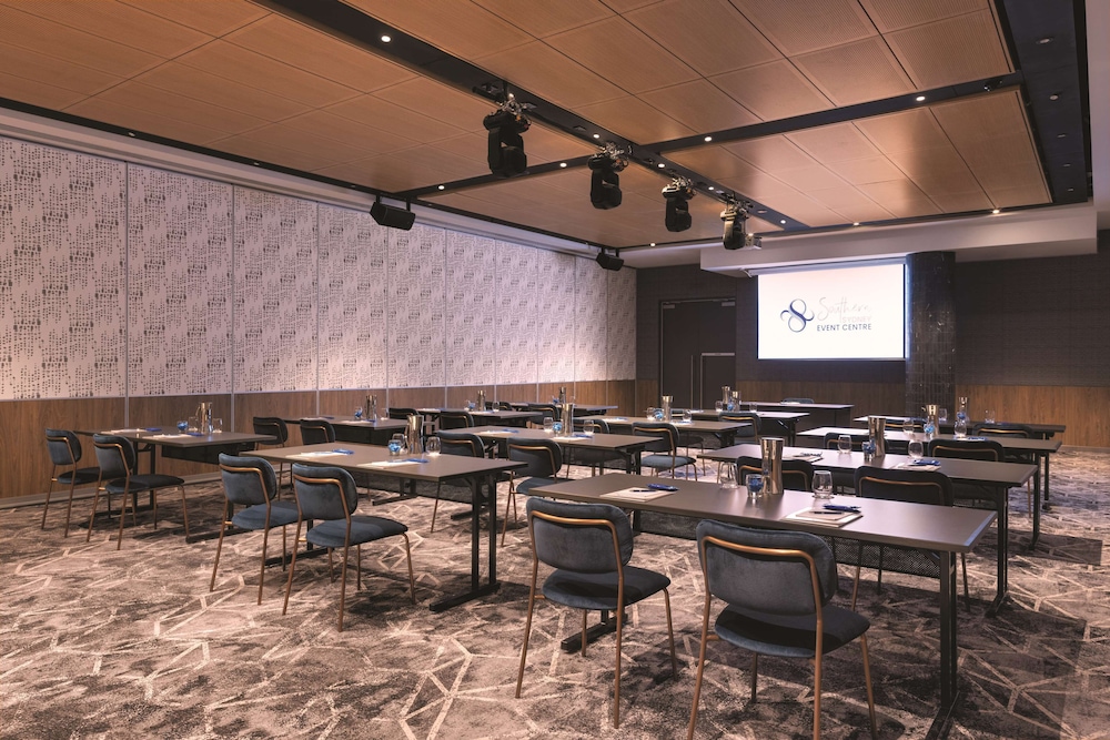 Travelodge Hotel Hurstville Sydney 41/47