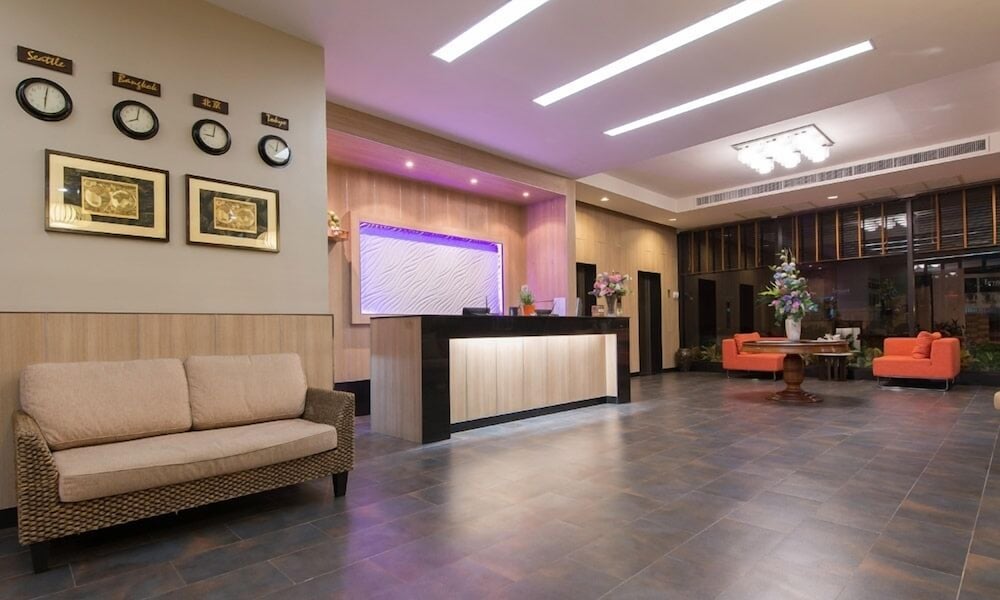Marsi Hotel 7/28
