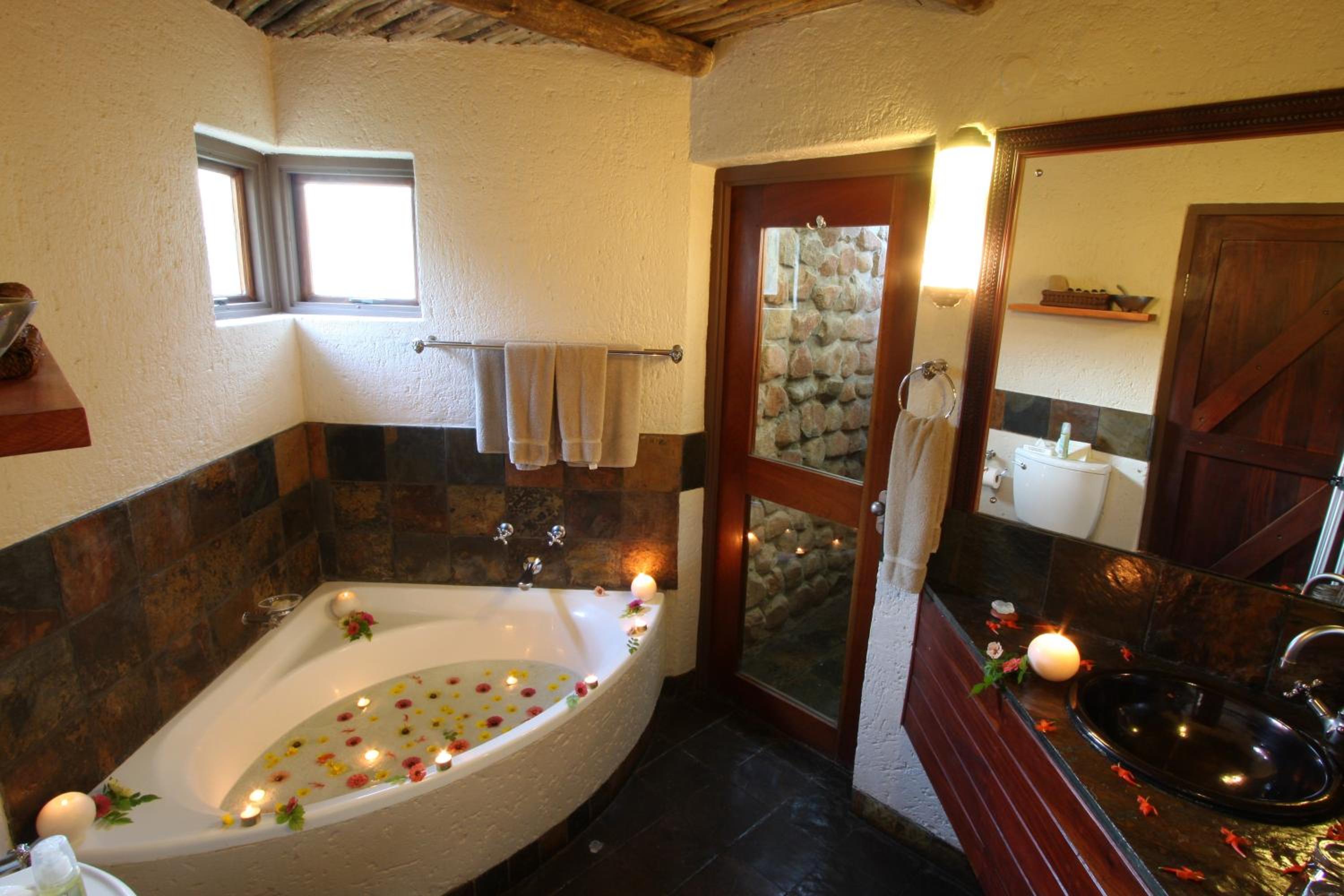 Tau Game Lodge 55/56
