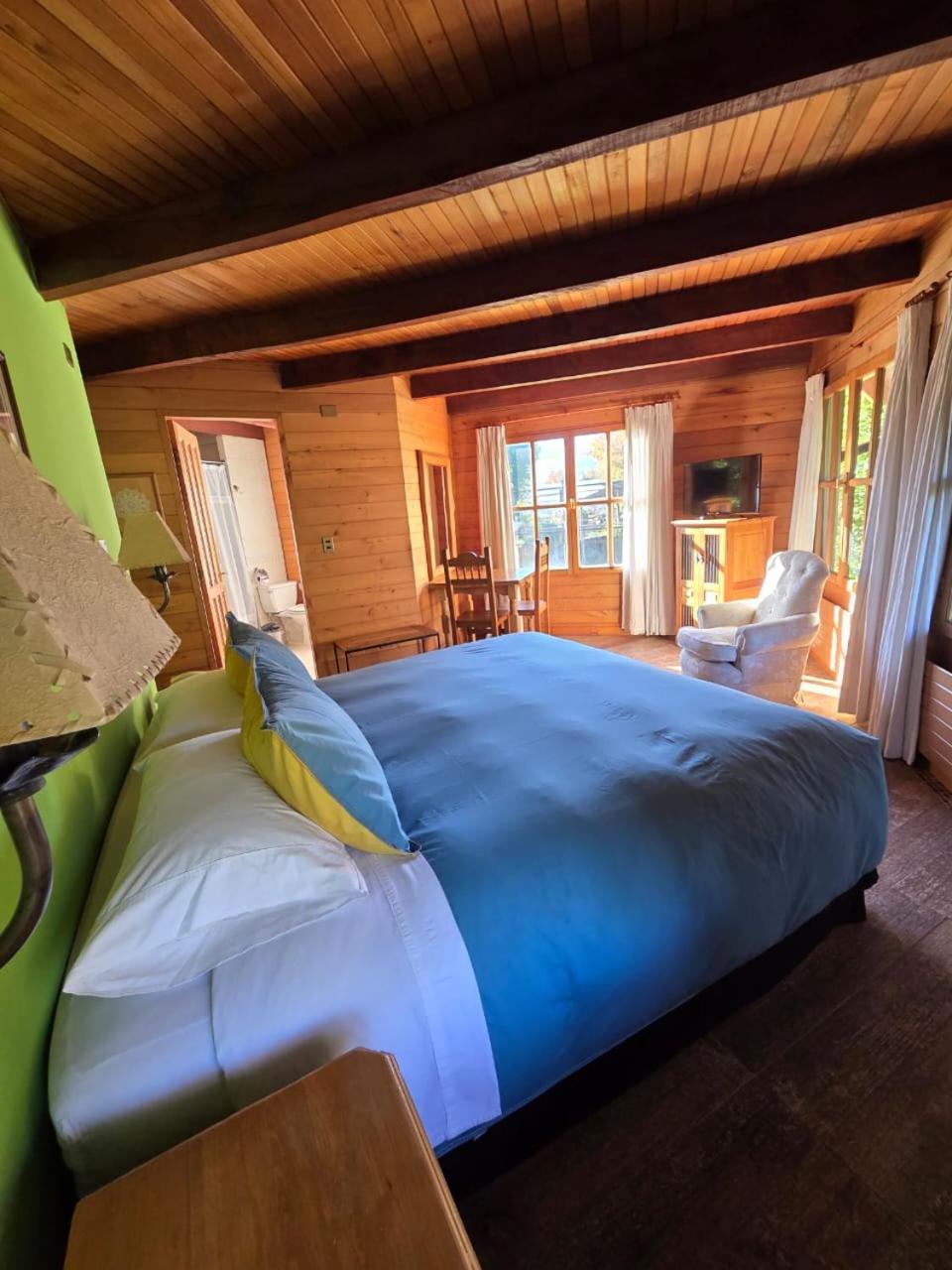 Malalhue Hotel 11/50