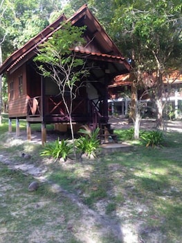 JOY BUNGALOW 18/49