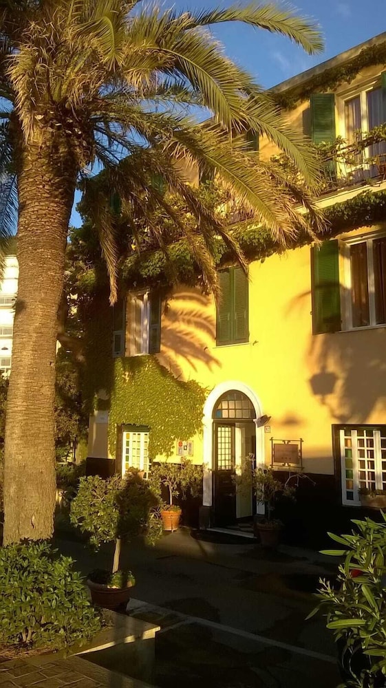 Hotel Beau Rivage 44/50