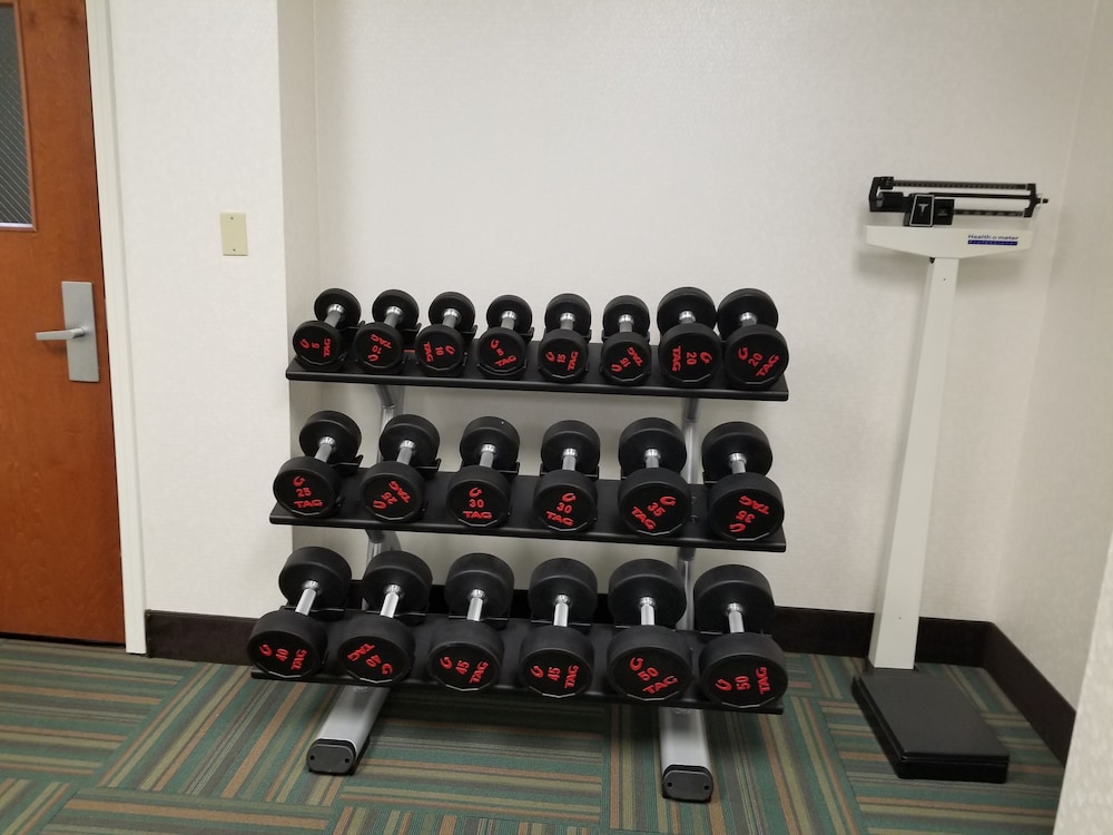 Holiday Inn Express & Suites Louisville South-Hillview, an IHG Hotel 45/55
