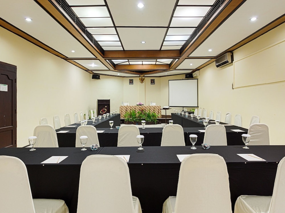 Hotel Montana Malang 52/65