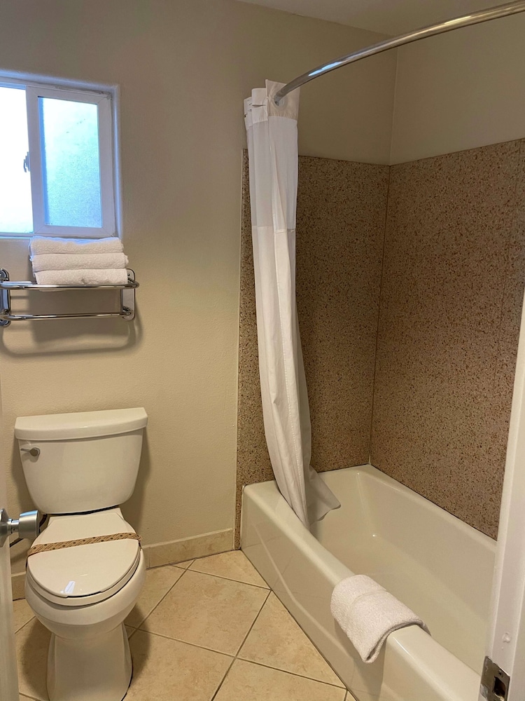 جناح بسريرين كوين، SureStay Hotel by Best Western San Rafael 9/10